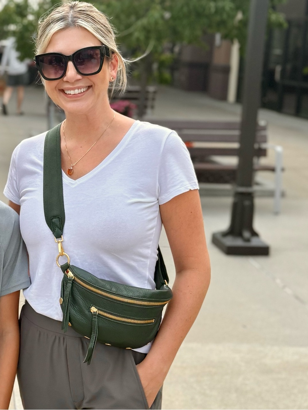 Hammitt Dark Green Leather Crossbody Belt Bag with Gold Hardware - Picture 3 of 3